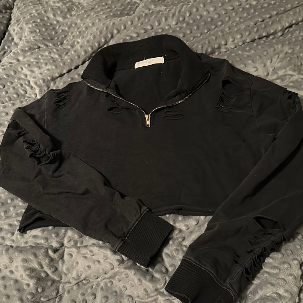 Emma & sam cropped distressed 1/4 zip
